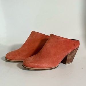 Rachel Comey Mars peach suede mules with block heel size 8.5